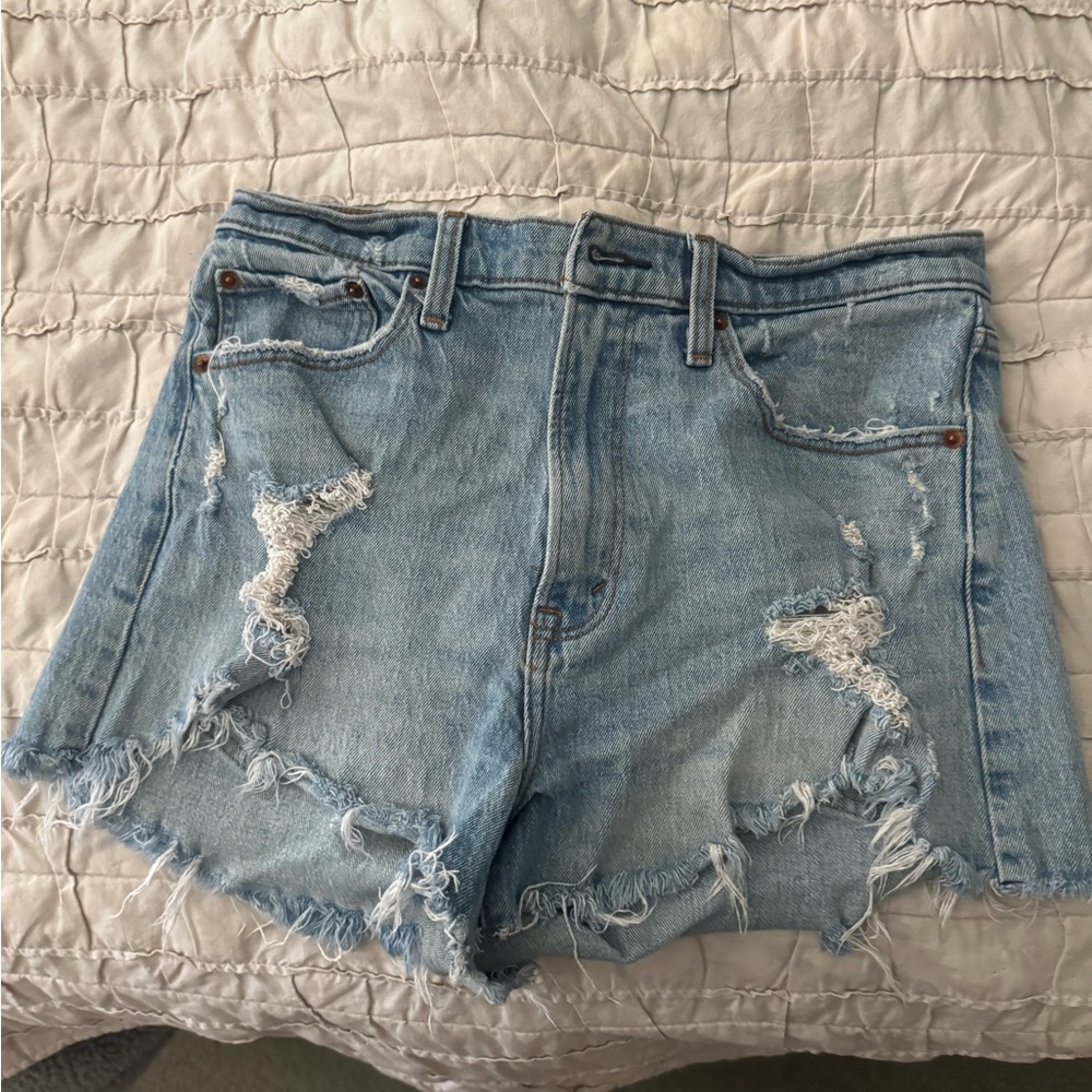 Abercrombie & Fitch Light Blue Distressed Jean Shorts - Old style from 2021